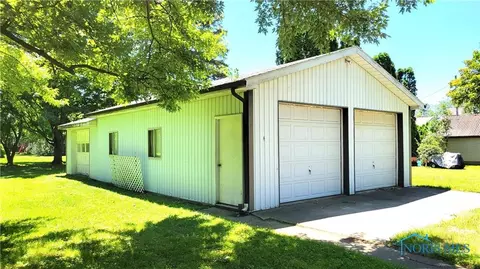522 E Hamilton St, Bryan, OH 43506 photo 4