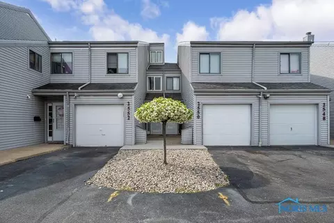 2552 W Village Dr #2552, Toledo, OH 43614