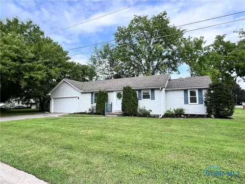 6648 Long St, Whitehouse, OH 43571