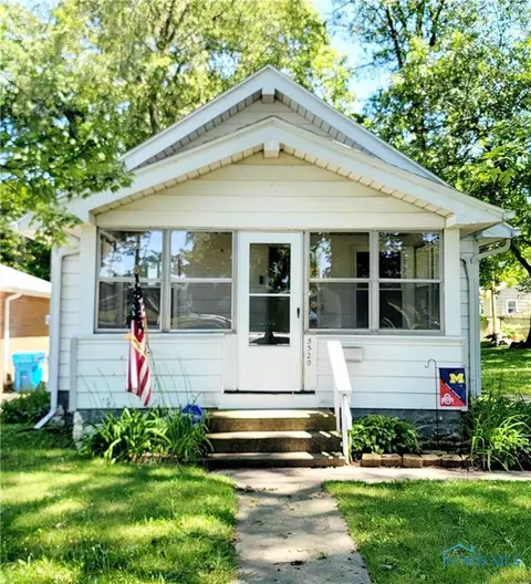 5520 Gay St, Toledo, OH 43613