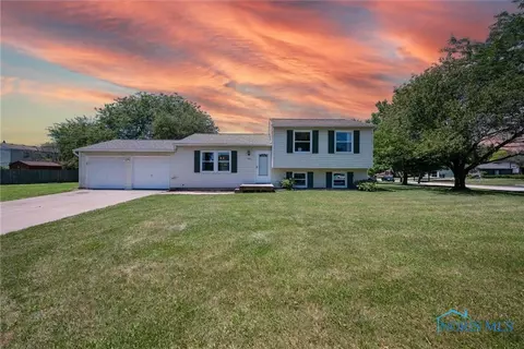 440 Mallard Rd, Perrysburg, OH 43551