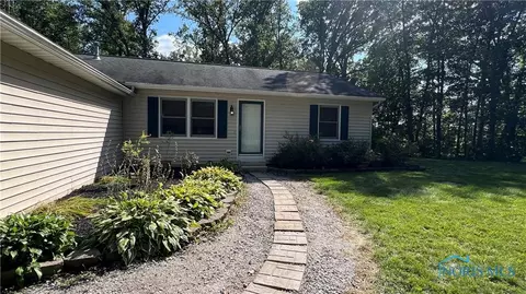 23348 Nagel Rd, Defiance, OH 43512