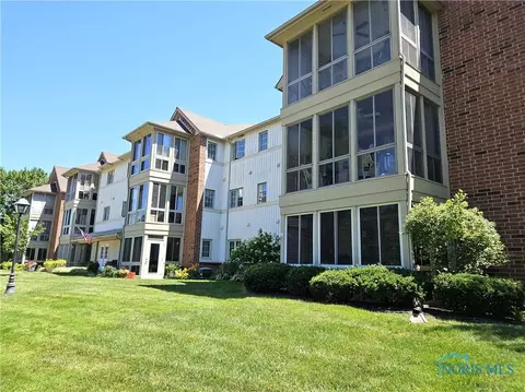 4720 Glendale Ave #208, Toledo, OH 43614