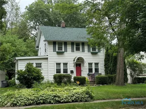 2352 Westbrook Dr, Toledo, OH 43613