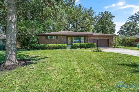 146 Rosedale Pl, Rossford, OH 43460