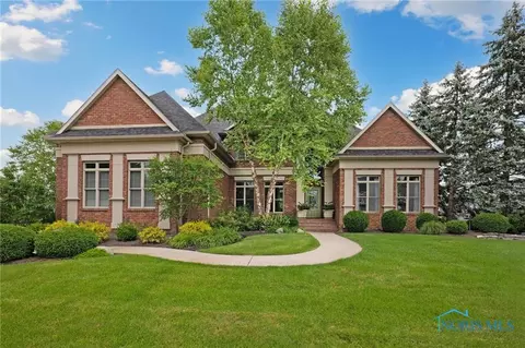 301 Pheasant Run Pl, Findlay, OH 45840