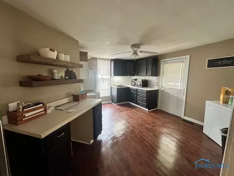 604 E 3rd St, Ottawa, OH 45875 photo 5