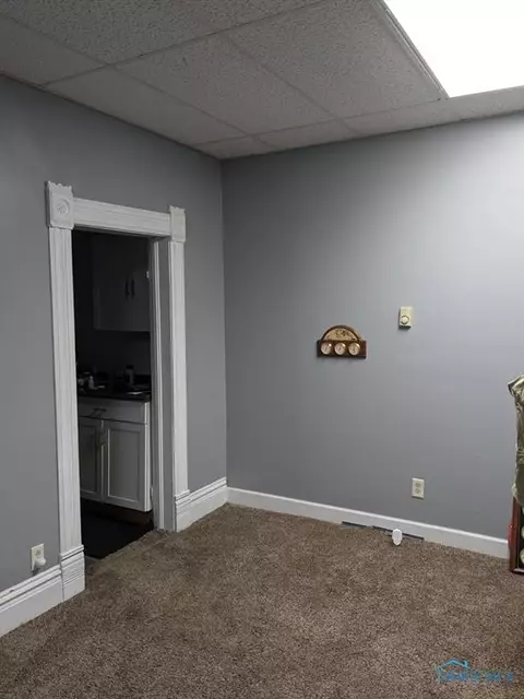 604 E 3rd St, Ottawa, OH 45875 photo 9