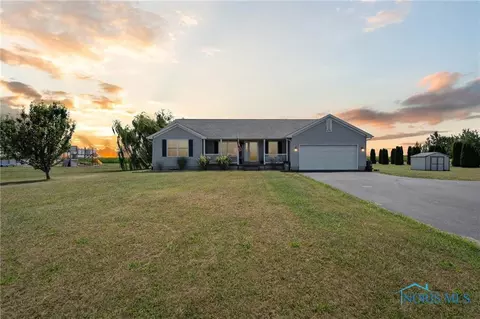 11701 Newton Rd, Bowling Green, OH 43402