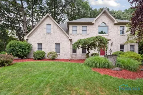 8503 Willow Glen Ct, Holland, OH 43528