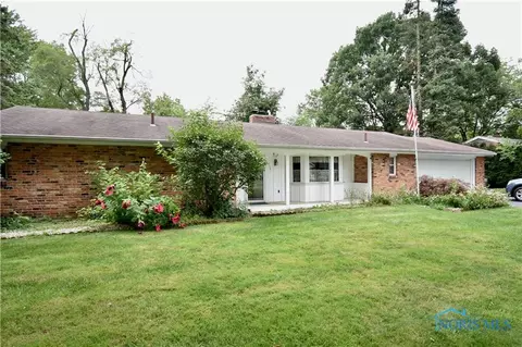 3713 Naples Dr, Toledo, OH 43615