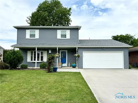 3211 N Reach Dr, Oregon, OH 43616