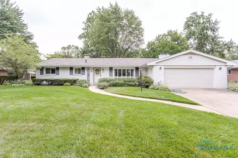 3618 Shamrock Dr, Toledo, OH 43615