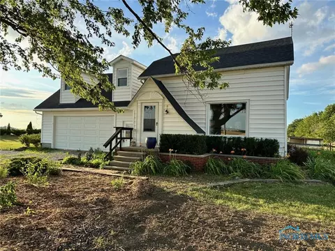 7388 County Rd T, Lyons, OH 43533