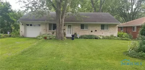 631 Cuba St, Toledo, OH 43615