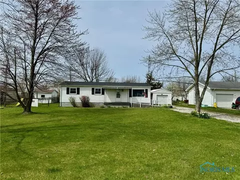 13750 Oris Ave, Defiance, OH 43512