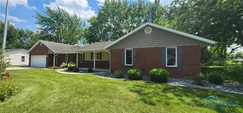 200 Ohio Ave, Pandora, OH 45877