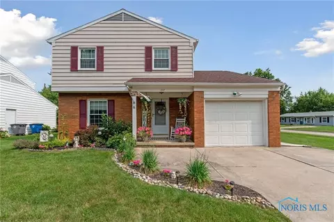 217 Queensland Blvd, Perrysburg, OH 43551