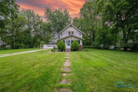 5264 Brandon Rd, Toledo, OH 43615