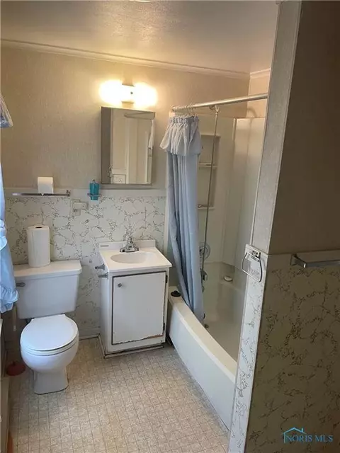 417 E Weber St, Toledo, OH 43608 photo 6