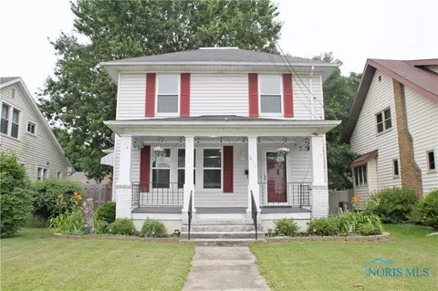 811 N Main St, Bowling Green, OH 43402