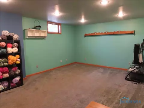 144 Amy Dr, Bryan, OH 43506 photo 18