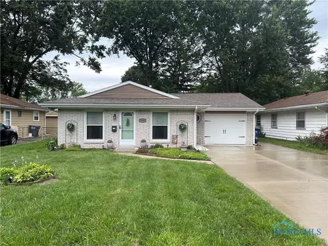 3540 Helene Ct, Toledo, OH 43623