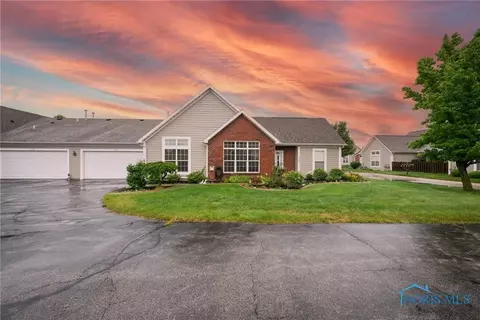7808 Greenville Xing #3-7808, Waterville, OH 43566