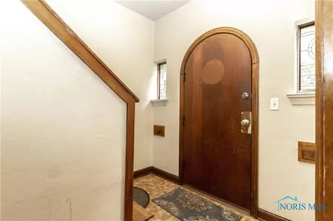 2017 Wyndurst Rd, Toledo, OH 43607 photo 7