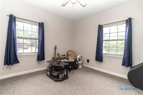2017 Wyndurst Rd, Toledo, OH 43607 photo 21