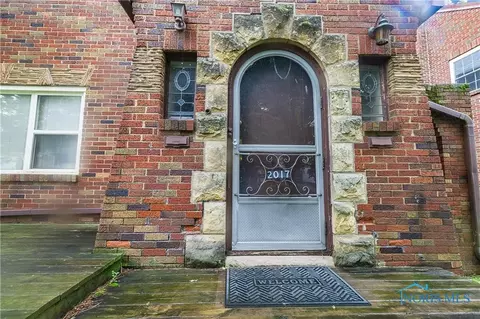 2017 Wyndurst Rd, Toledo, OH 43607 photo 3
