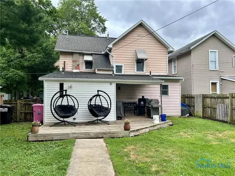 641 Bennett St, Findlay, OH 45840 photo 2