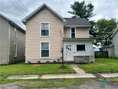 641 Bennett St, Findlay, OH 45840