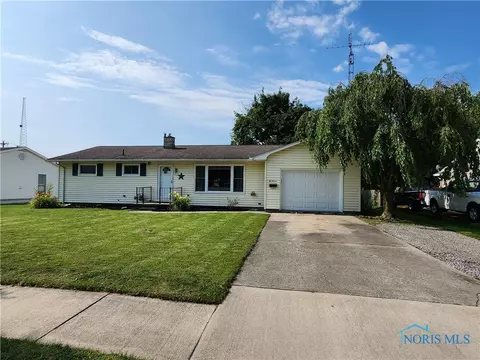211 E Williams St, Archbold, OH 43502