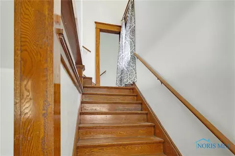 911 Lincoln Ave, Toledo, OH 43607 photo 17