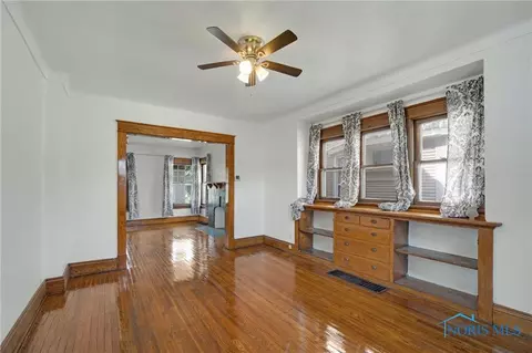911 Lincoln Ave, Toledo, OH 43607 photo 7