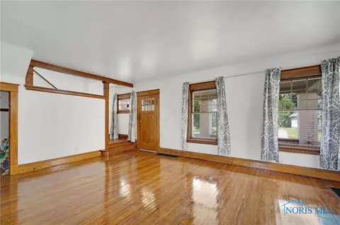 911 Lincoln Ave, Toledo, OH 43607 photo 10