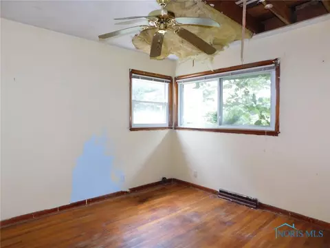 801 Elysian Ave, Toledo, OH 43607 photo 3