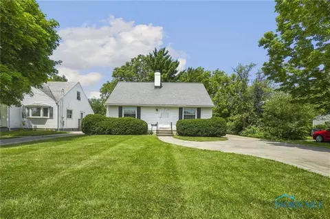 545 E South Boundary St, Perrysburg, OH 43551