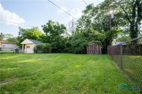 631 Ranch Dr, Toledo, OH 43607 photo 17