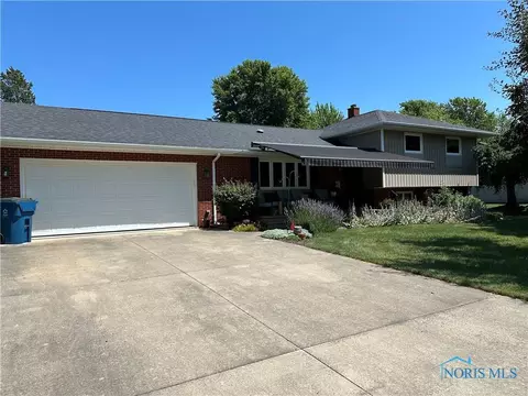254 Harvest Ln, Oak Harbor, OH 43449