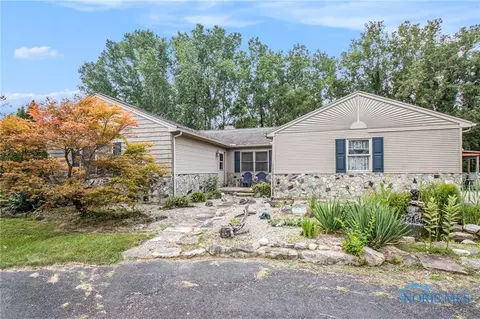 1221 W State Line Rd, Toledo, OH 43612