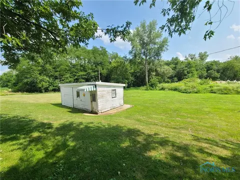 404 E Jackson St, West Unity, OH 43570 photo 7