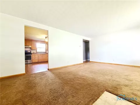 404 E Jackson St, West Unity, OH 43570 photo 9