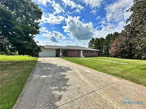 2638 Cr 52, Kansas, OH 44841