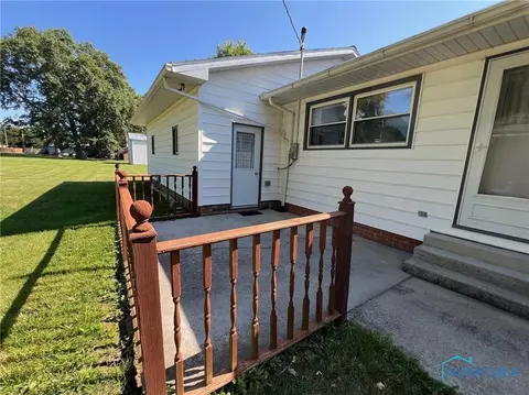 611 S Patterson St, Forest, OH 45843 photo 7