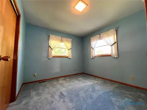 611 S Patterson St, Forest, OH 45843 photo 32