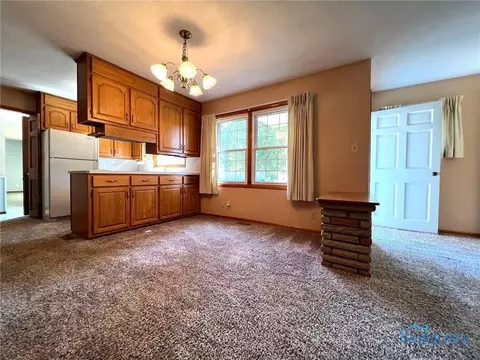 611 S Patterson St, Forest, OH 45843 photo 10