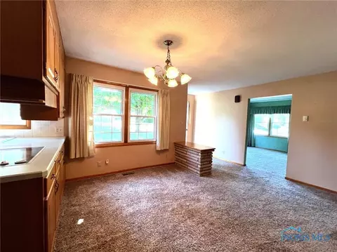 611 S Patterson St, Forest, OH 45843 photo 11