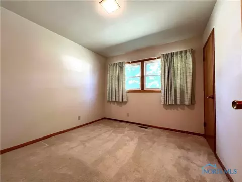 611 S Patterson St, Forest, OH 45843 photo 34